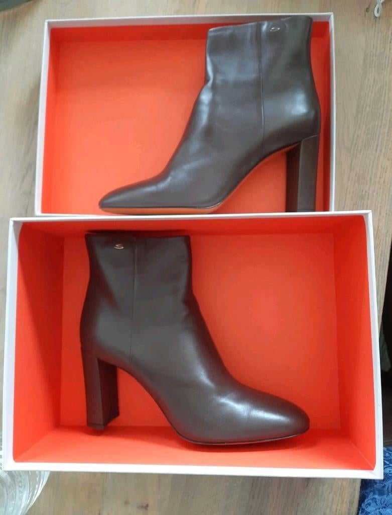 Santoni bruin leren enkellaarsjes met hak 41, Ophalen of Verzenden