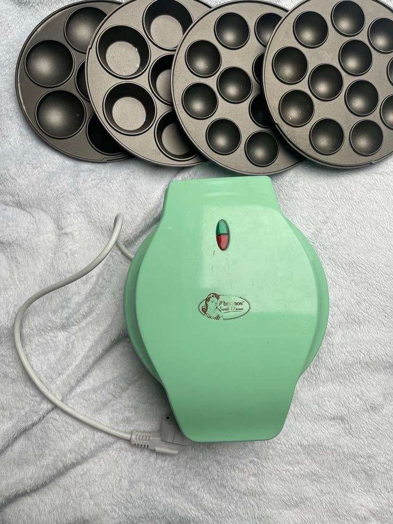 Bestron Cupcake & Donut Maker - Zo goed als nieuw!, Ophalen of Verzenden, Uitneembare platen, Zo goed als nieuw
