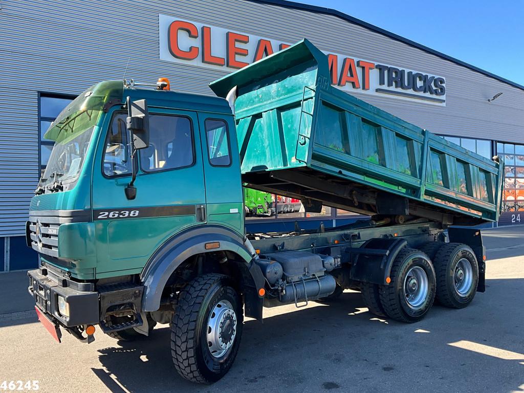 Mercedes-Benz 2638 AK V8 6x6 Manual Full steel suspension Me, Auto's, Mercedes-Benz, Radio, 2 stoelen, 379 pk