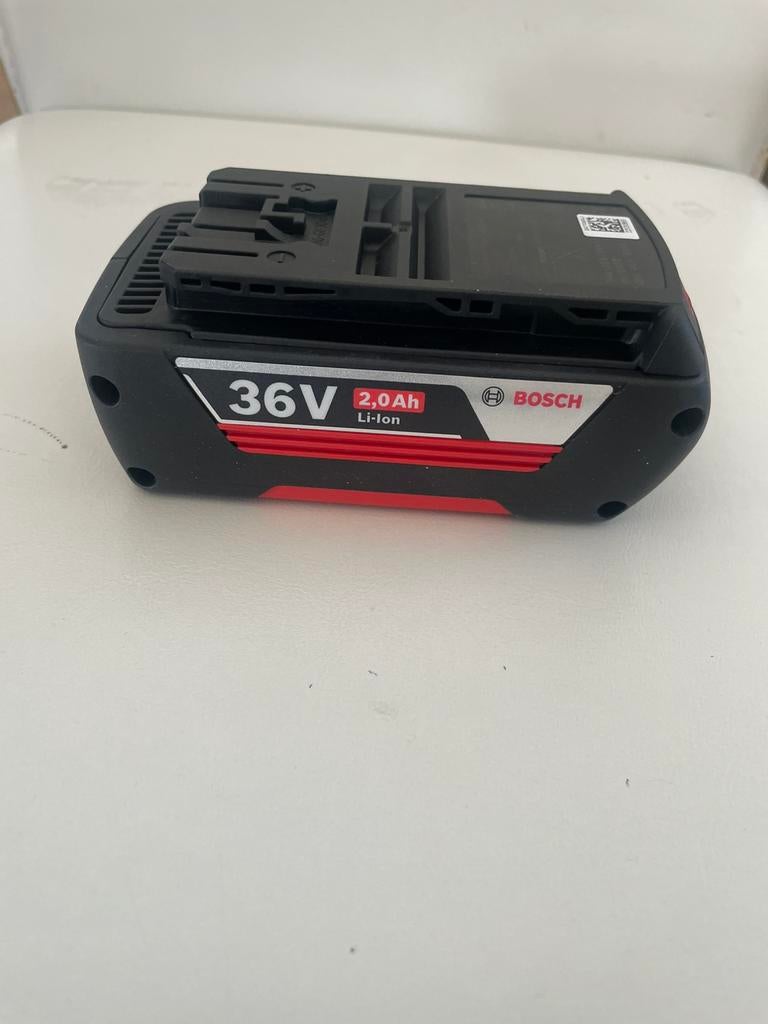 1 Bosch accu 36v. Niet gebruikt. Nieuw in de doos, Ophalen of Verzenden, Nieuw