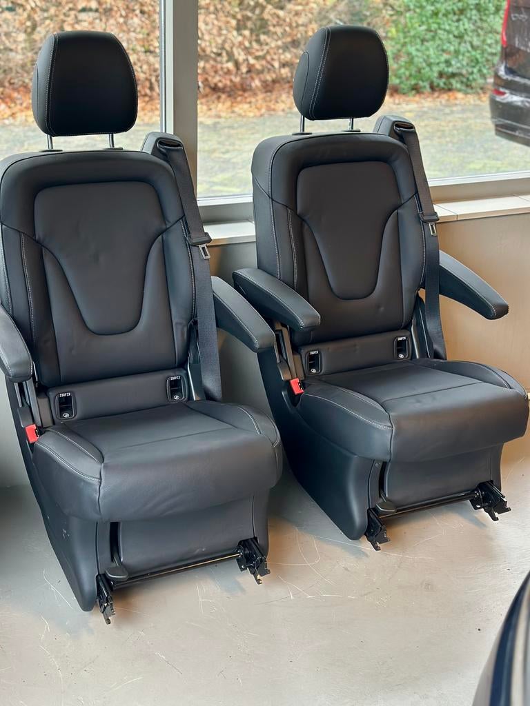 Mooie Mercedes Benz V-klasse stoelen set zwart leder leer, Auto-onderdelen, Interieur en Bekleding, Ophalen, Gebruikt