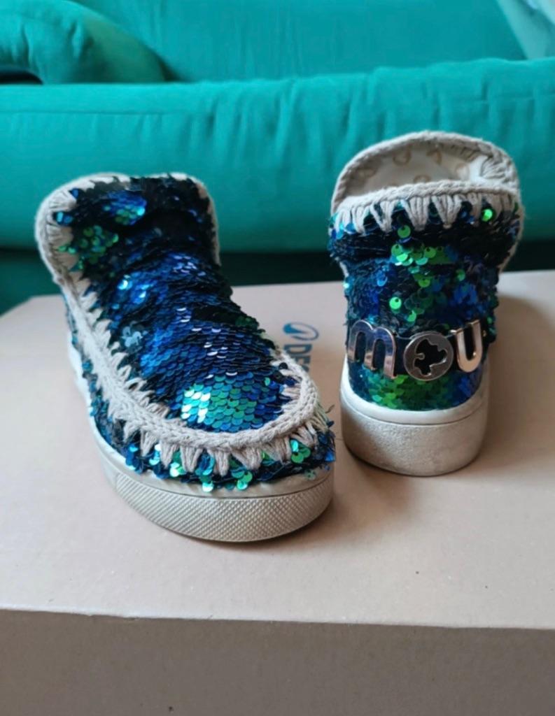 Mou mou instappers, Kleding | Dames, Schoenen, Overige kleuren, Instappers, Ophalen of Verzenden, Gedragen