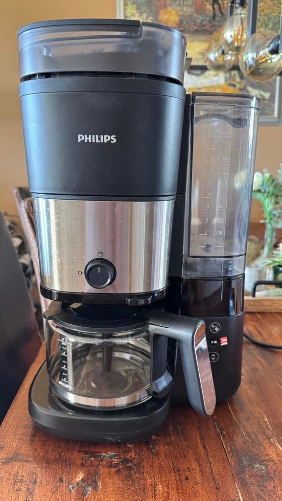 Philips koffiezetapparaat, Witgoed en Apparatuur, Ophalen, Gebruikt, 10 kopjes of meer, Koffiemachine