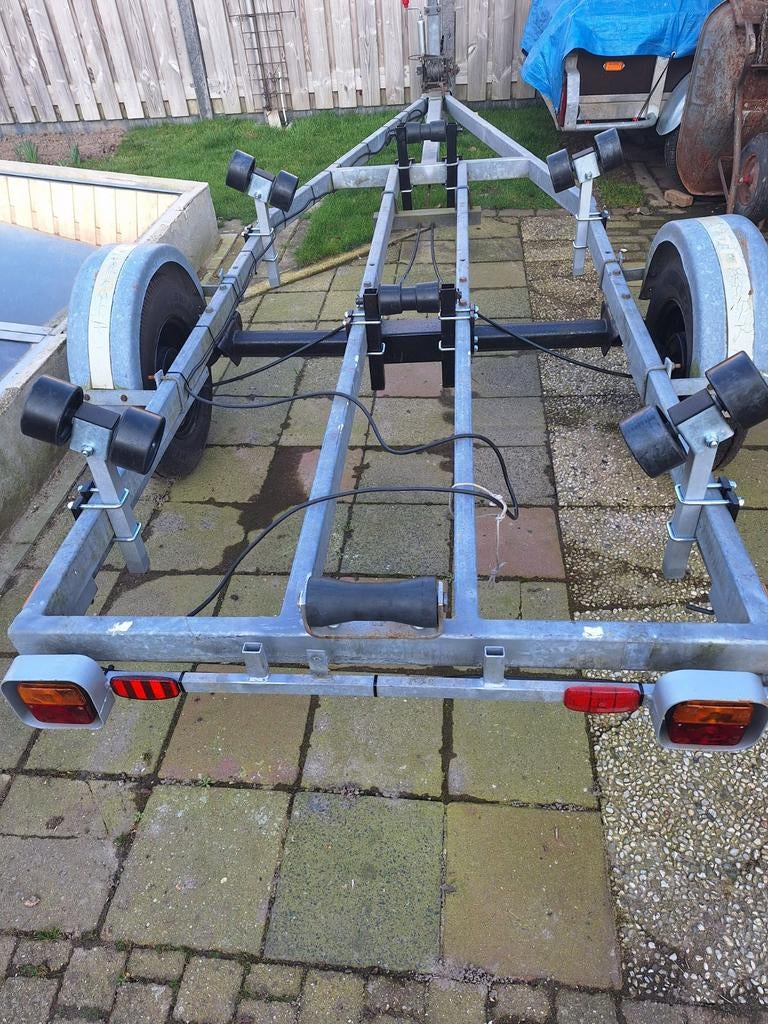 Boottrailer., Watersport en Boten, Boottrailers, Ophalen, Minder dan 1500 kg, Gebruikt, Sloepentrailer