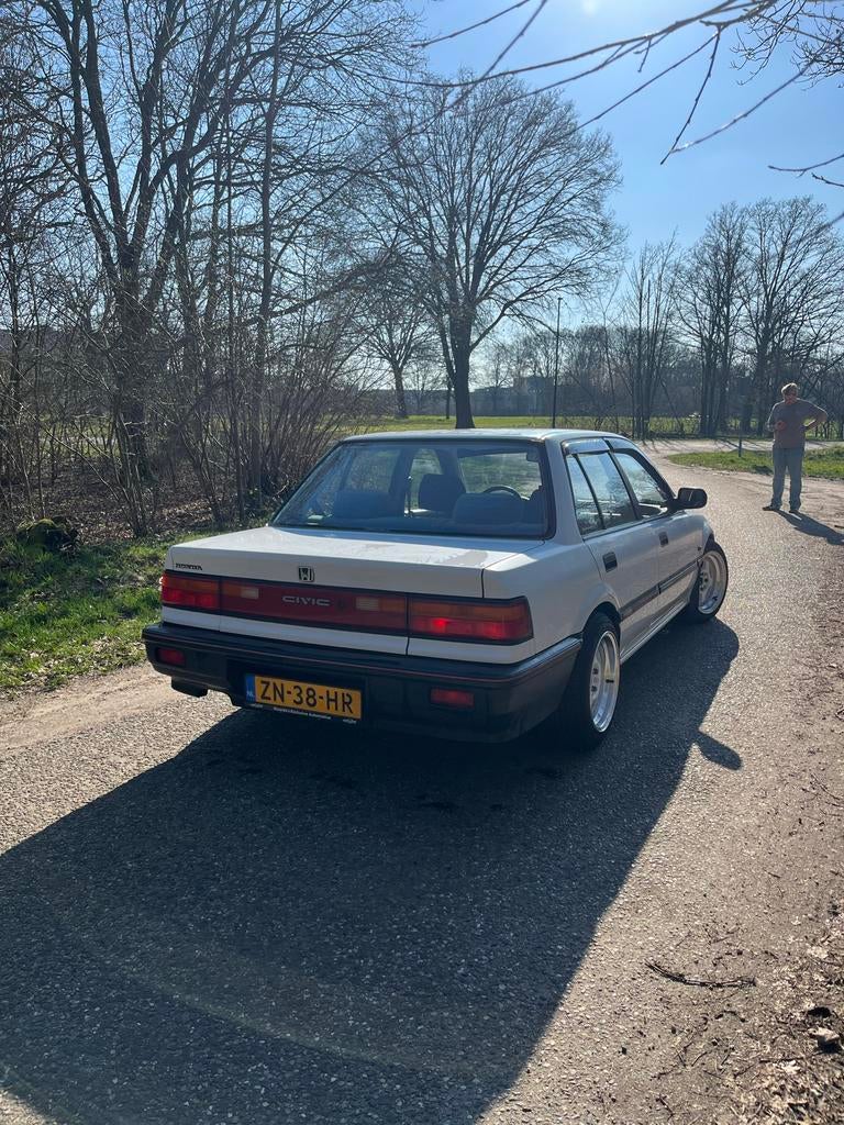 Honda Civic 1.5 I SDN GLX PS 16V U9 1991 Wit, Auto's, Voorwielaandrijving, 1493 cc, 4 cilinders, 420 kg