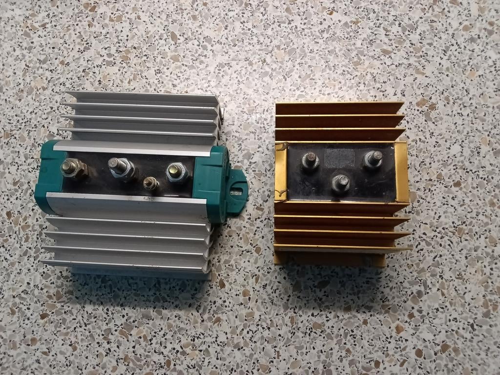 Laadstroom verdeler, Ophalen of Verzenden, Motor en Techniek, Zeilboot of Motorboot