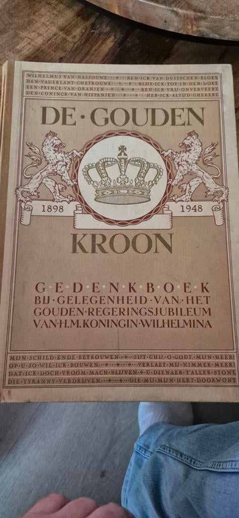 De Gouden Kroon Gedenkboek met geschilderd portret!, Boeken, Gelezen, 19e eeuw, Diverse auteurs, Ophalen of Verzenden
