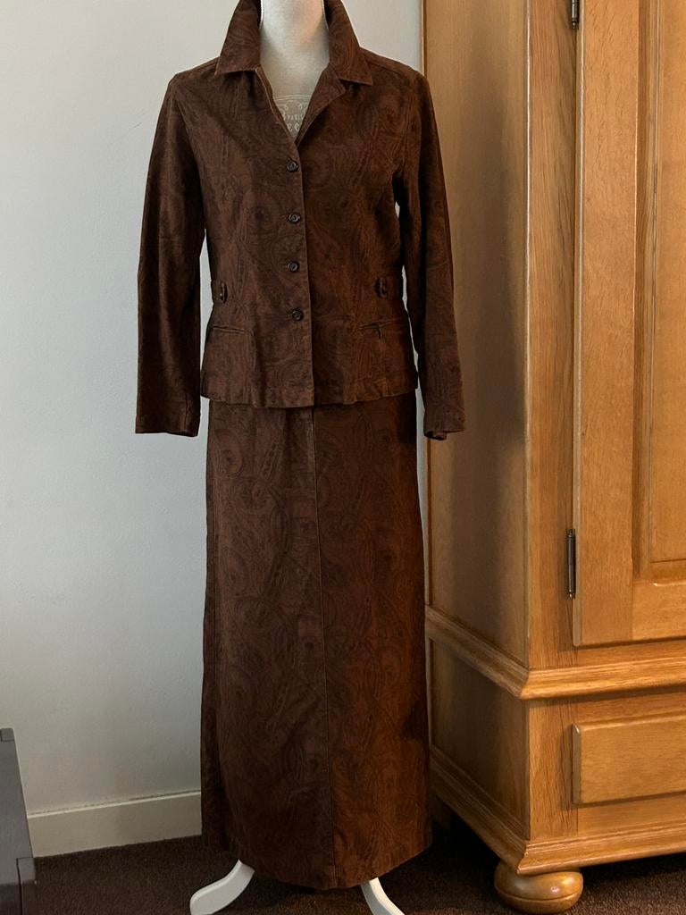 Mooi mantelpak in zeer goede staat., Ophalen of Verzenden, Zo goed als nieuw, Maat 38/40 (M), Bruin