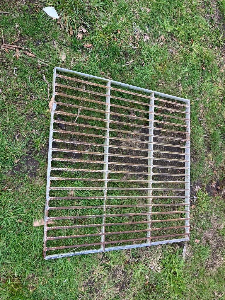 Stalroosters wildrooster staal 1x1m 12x beschikbaar, Ophalen of Verzenden, Gebruikt, IJzer