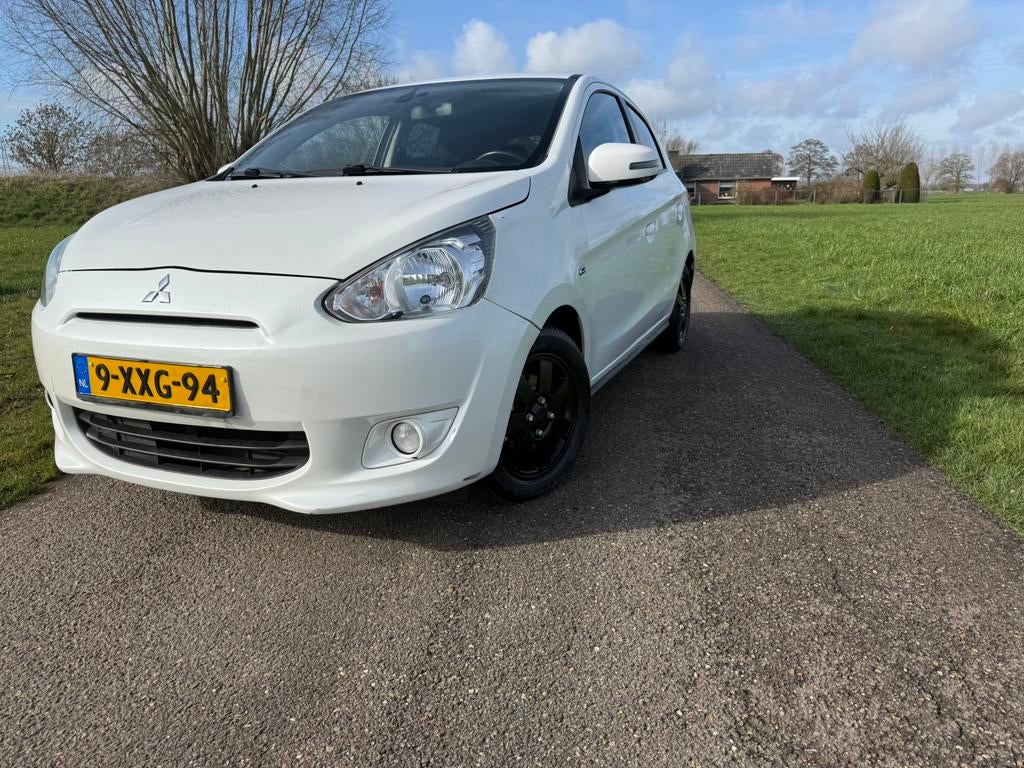 Mitsubishi Space Star 1.0 MPI 52KW 2014 Wit nw apk!, Auto's, Mitsubishi, Bedrijf, Space Star, Benzine, A, Hatchback, Handgeschakeld