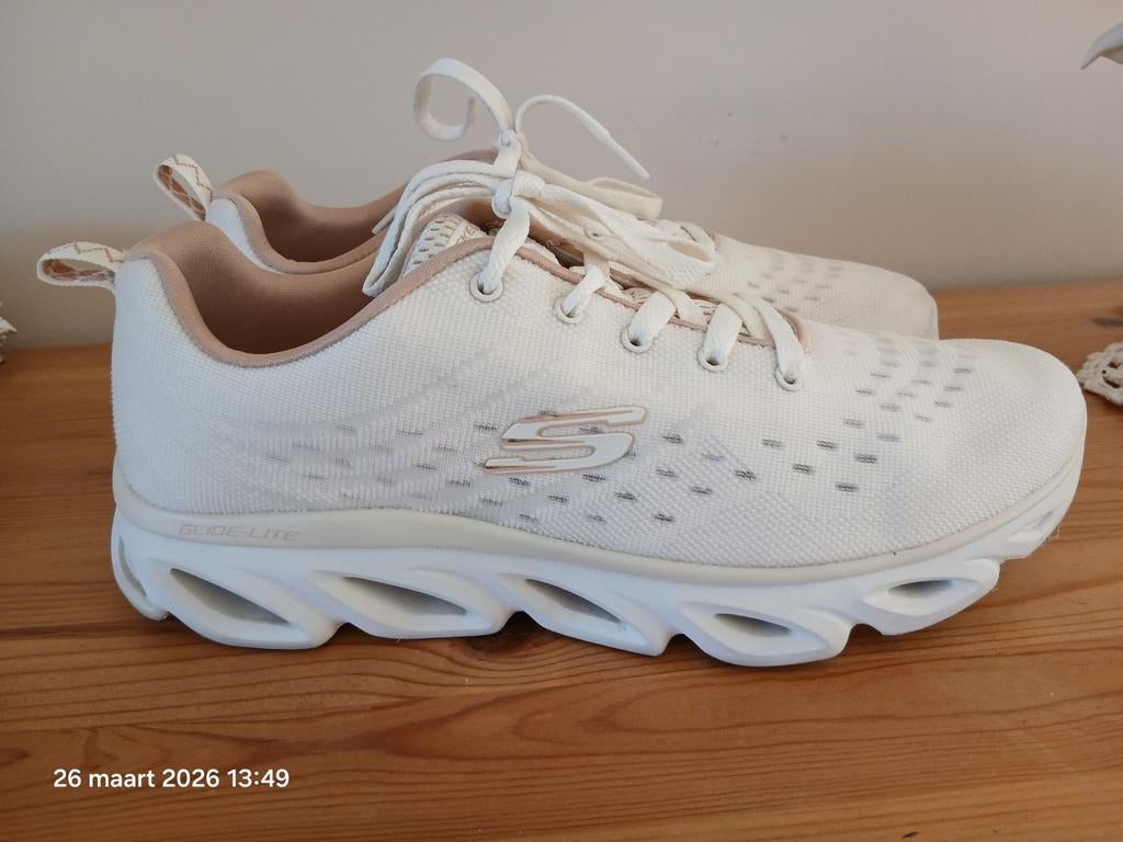 Skechers maat 40, Kleding | Dames, Schoenen, Skechers, Beige, Ophalen of Verzenden, Sneakers of Gympen