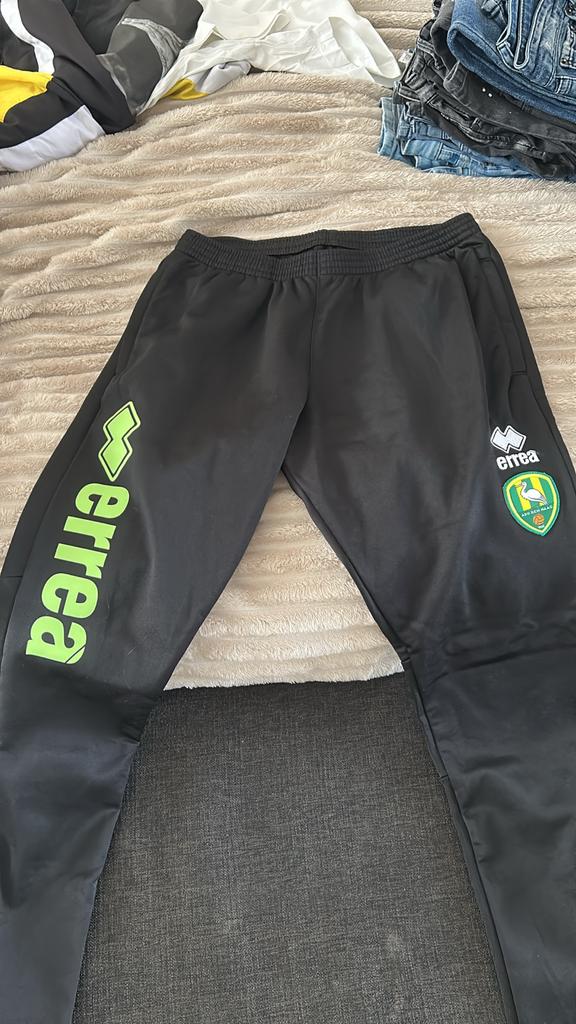 ADO Den Haag Trainingspak Errea - Maat S, Kleding | Dames, Zwart, Overige typen, Ophalen of Verzenden, Zo goed als nieuw