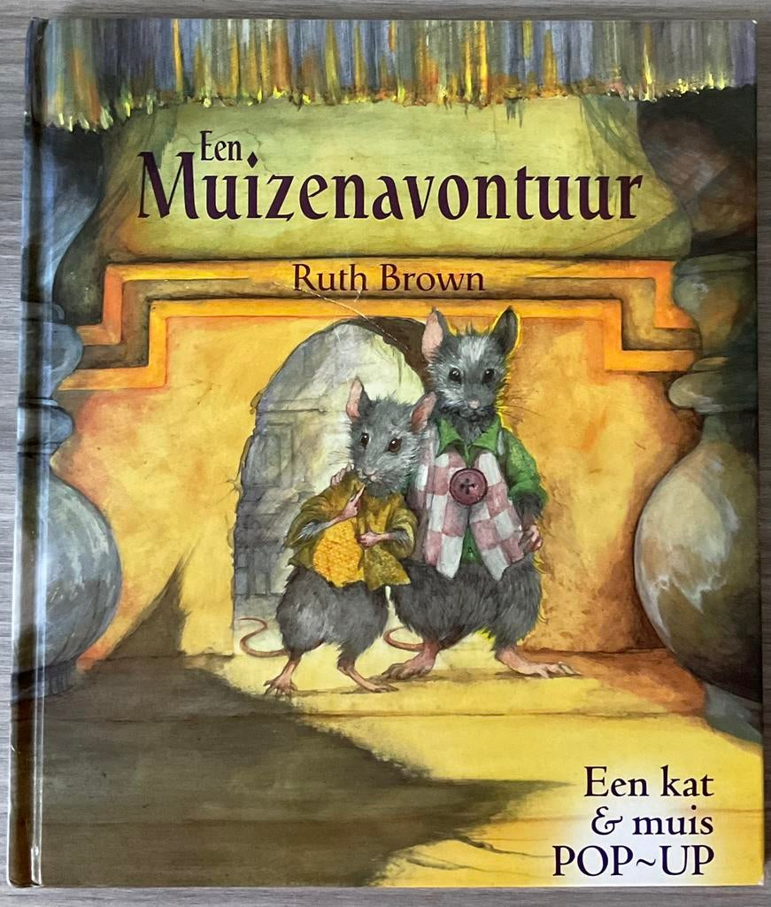 Een Muizenavontuur - Ruth Brown, Ophalen of Verzenden, Gelezen