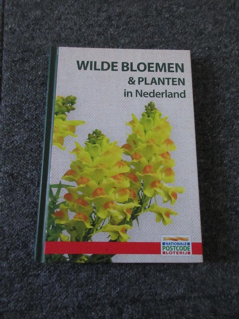 Wilde bloemen en planten. Postcode loterij, Boeken, Natuur, Ophalen of Verzenden, Zo goed als nieuw, Bloemen, Planten en Bomen