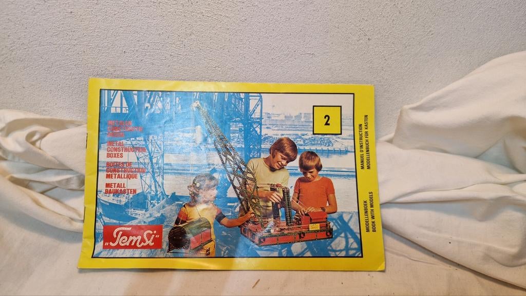 Divers boekjes TemSi meccano, Ophalen of Verzenden, Zo goed als nieuw