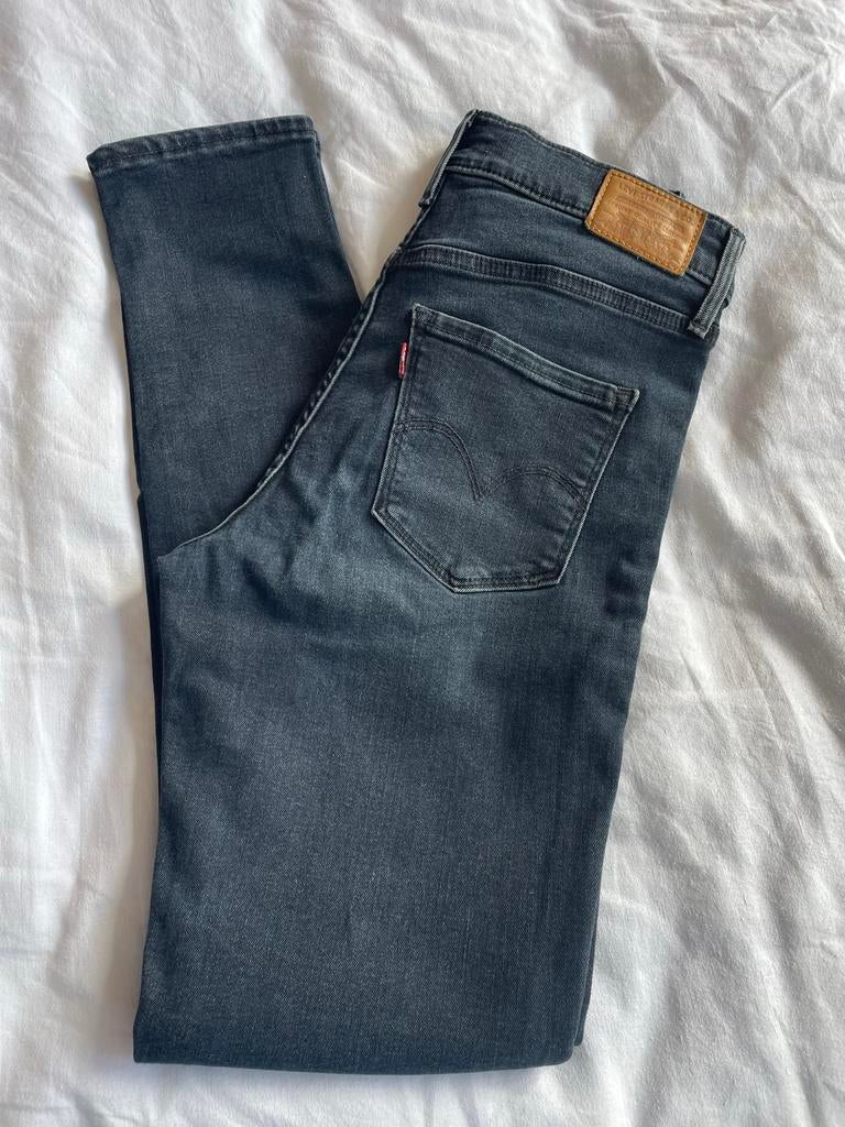Levi's 311 Shaping Skinny Jeans - W29, Ophalen of Verzenden, Zo goed als nieuw, Zwart, W28 - W29 (confectie 36)