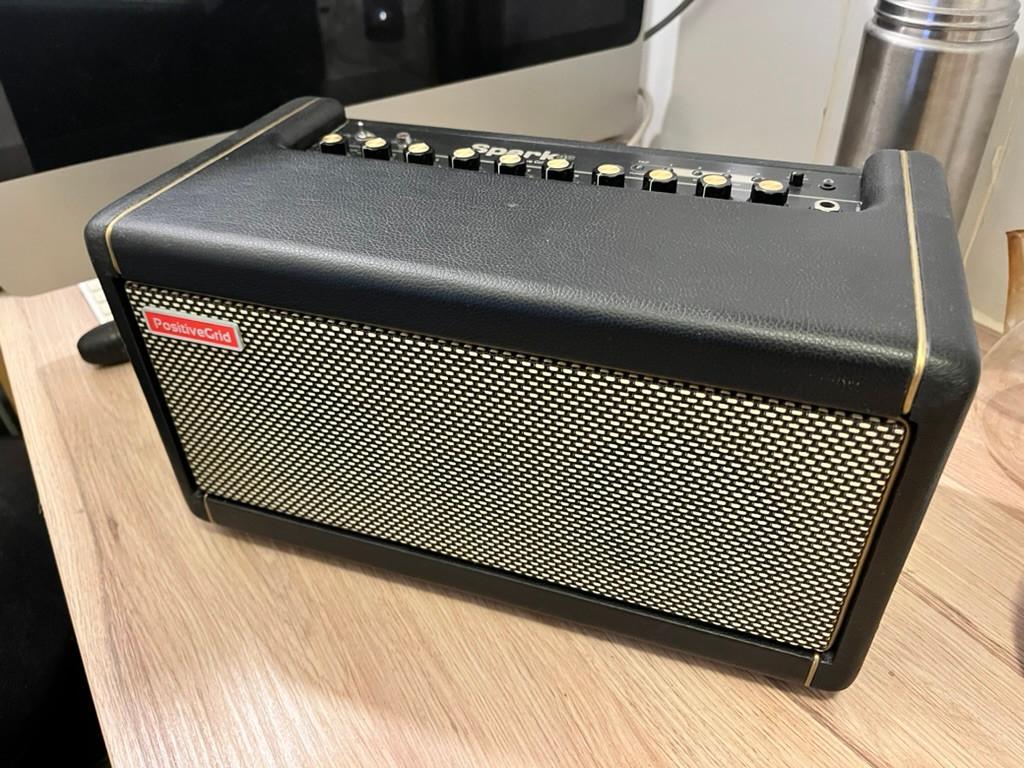 Positive Grid Spark 40 – Smart Guitar Amp & Speaker, Ophalen, Zo goed als nieuw, Gitaar, Minder dan 50 watt