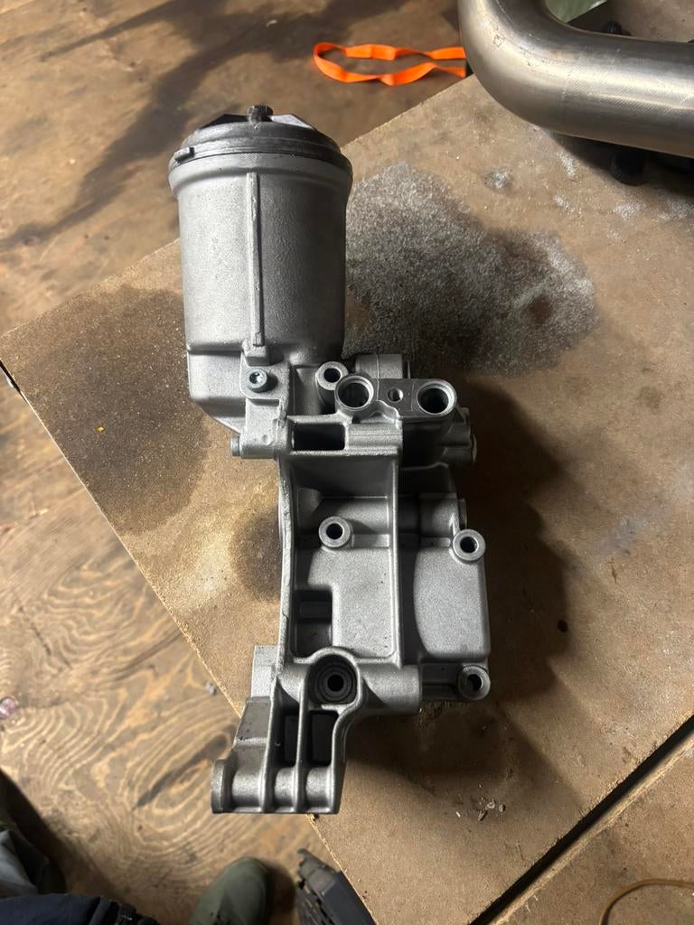 Bmw m50 s54 m3 olie filterhuis met olie koeler aansluiting, Ophalen of Verzenden, BMW