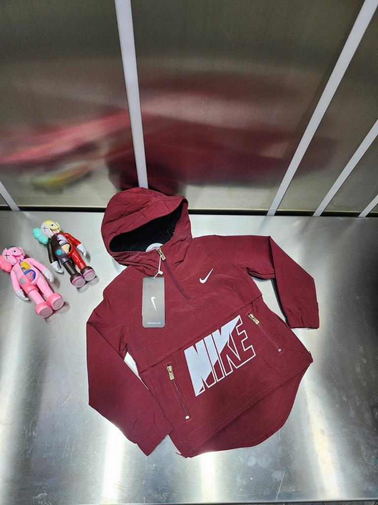 Partij nike jassen kindermaten handel kleding, Ophalen of Verzenden, Zwart