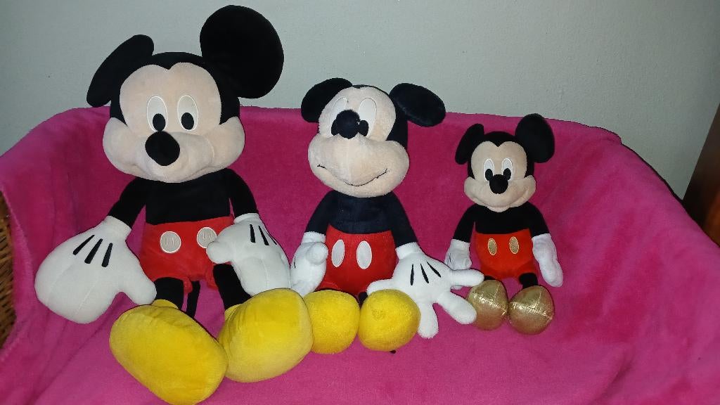 3x MICKEY MOUSE 1x60cm & 2x 40cm, Ophalen of Verzenden, Mickey Mouse, Zo goed als nieuw, Knuffel