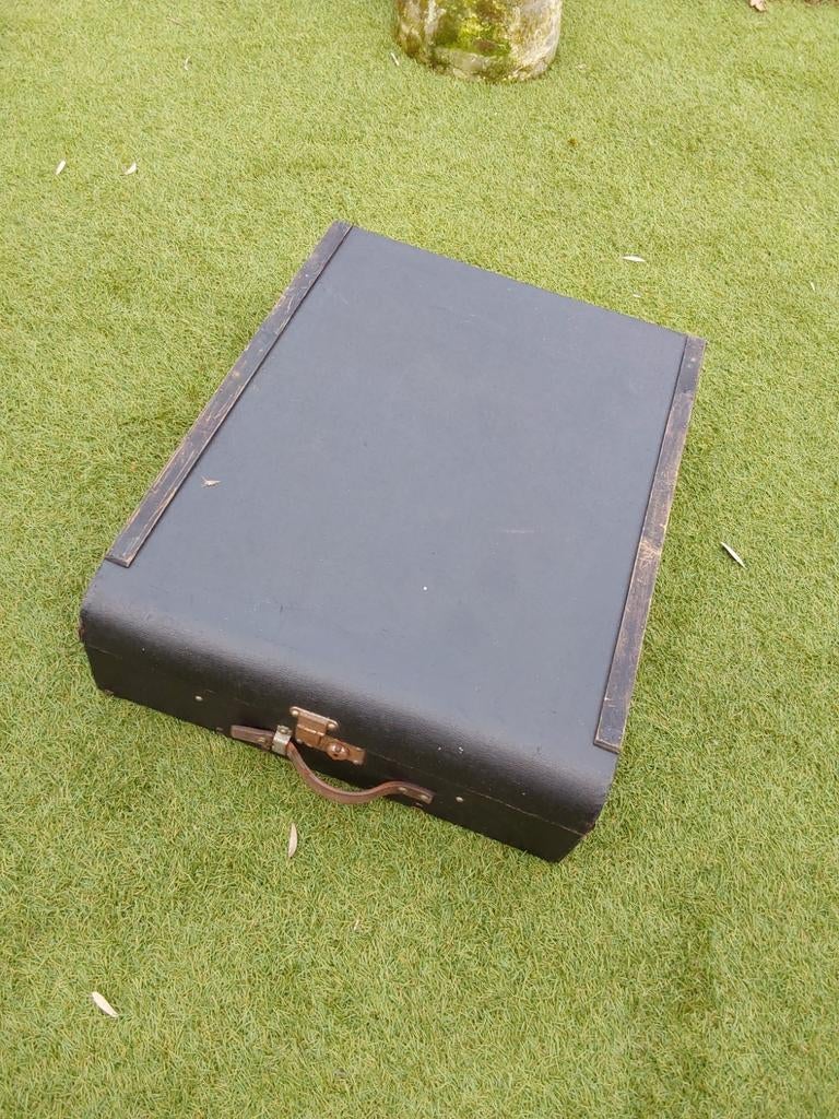 Oude auto koffer, Auto diversen, Ophalen