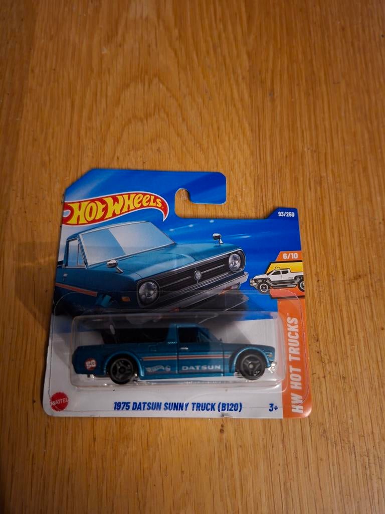 Hotwheels Datsun Sunny truck, Ophalen of Verzenden, Nieuw, Bus of Vrachtwagen