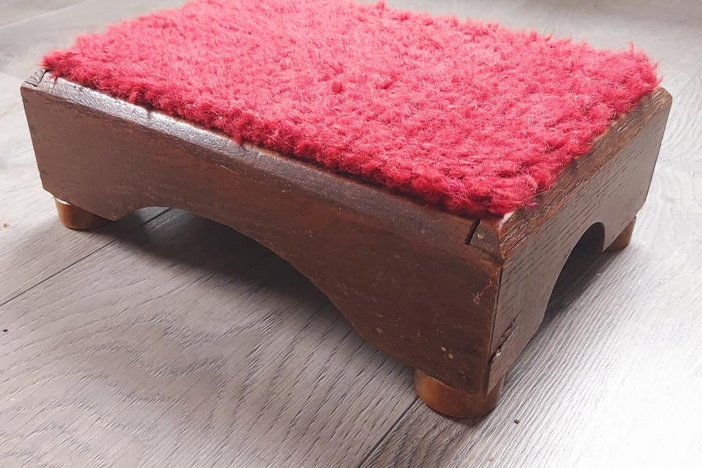 Oma's Voetenbankje, Ophalen of Verzenden