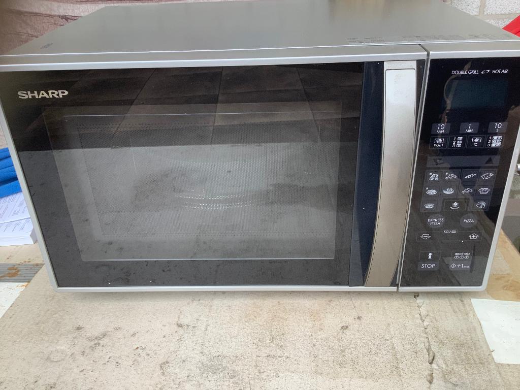 Combi magnetron oven Sharp voor camping of studentenkamer, Witgoed en Apparatuur, Magnetrons, Ophalen, Combimagnetron, Gebruikt