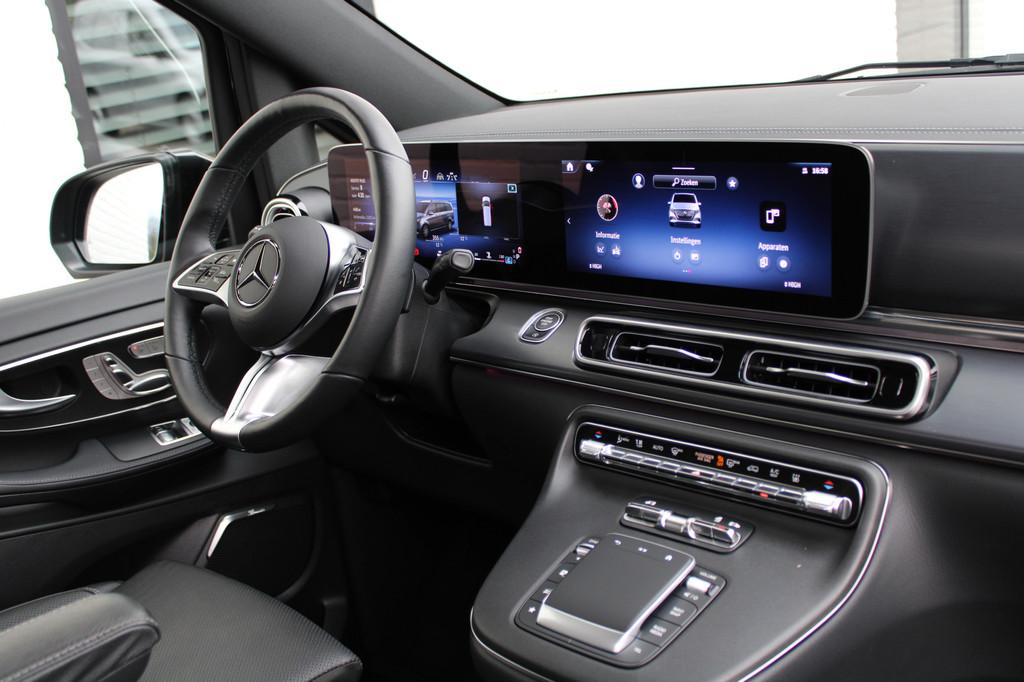 Mercedes-Benz V-Klasse 300d / DC / AMG / 4-Matic / Panorama, Automaat, Gebruikt, 4 cilinders, Met garantie (alle)