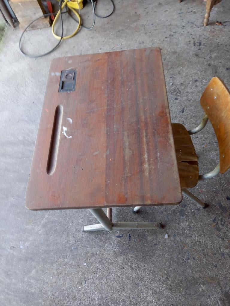 Schoolbankje, Kinderen en Baby's, Kinderkamer | Tafels en Stoelen, Ophalen, Gebruikt, Tafel(s) en Stoel(en)