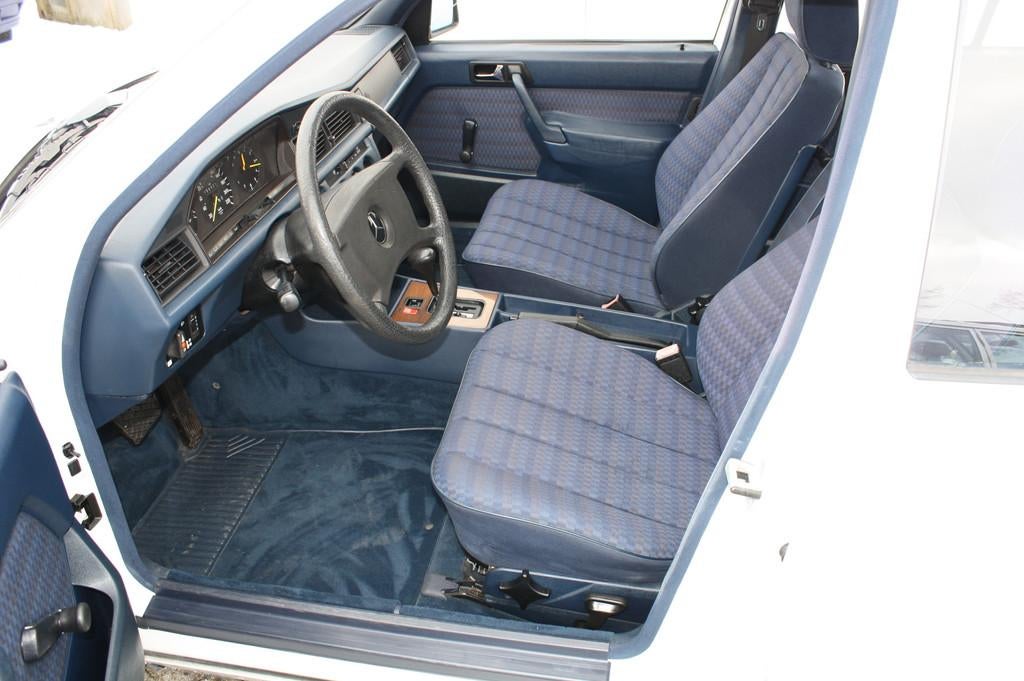 Mercedes-Benz 190 2.0 E automaat (bj 1989), 1160 kg, Achterwielaandrijving, Gebruikt, Overige modellen