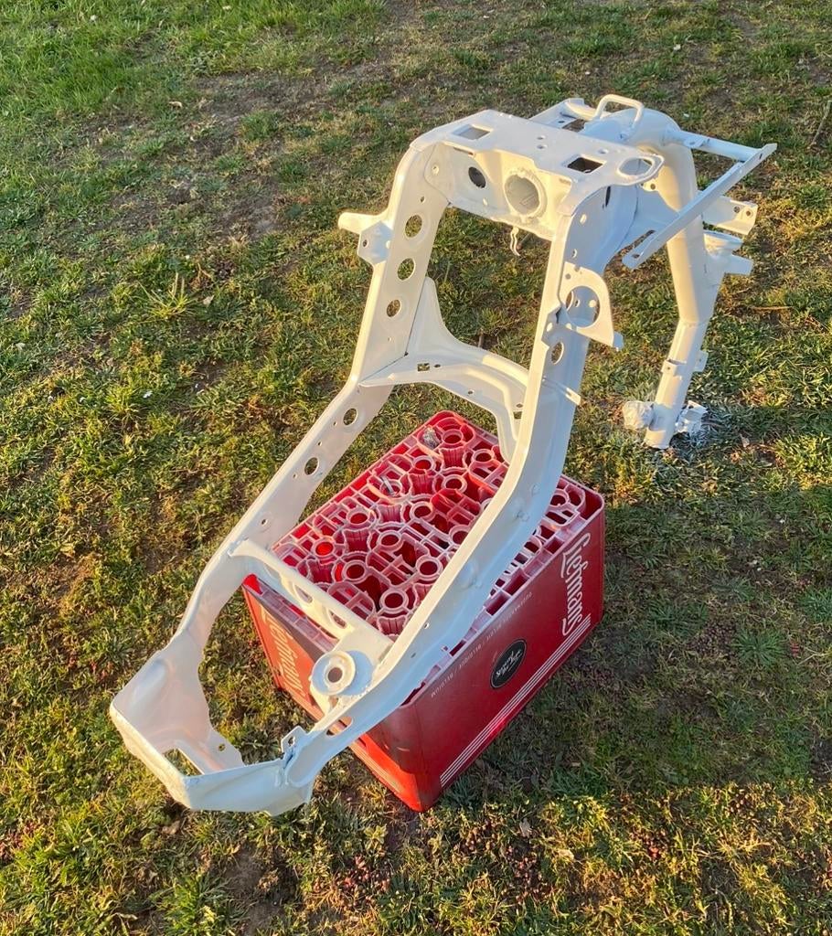 2003 Zip frame duits, Ophalen, Zip, Zo goed als nieuw, Benzine