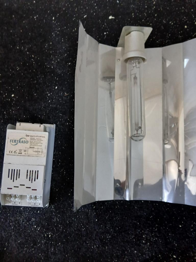 600 watt kweeklamp met ballast 10x, Ophalen of Verzenden, Kweeklamp