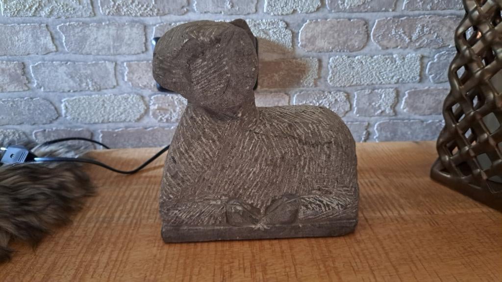 Stoere stenen ram ., Ophalen