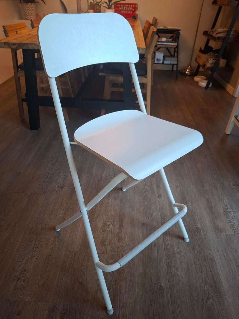 Ikea Franklin barkruk - Wit, opvouwbaar en met voetsteun, Huis en Inrichting, Barkrukken, Ophalen, Met voetsteun, 60 tot 90 cm