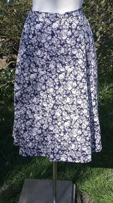 jaren 70 Klokrok, blauw / wit, mt. 42, Kleding | Dames, Carnaval, ., Maat 42/44 (L), Ophalen of Verzenden