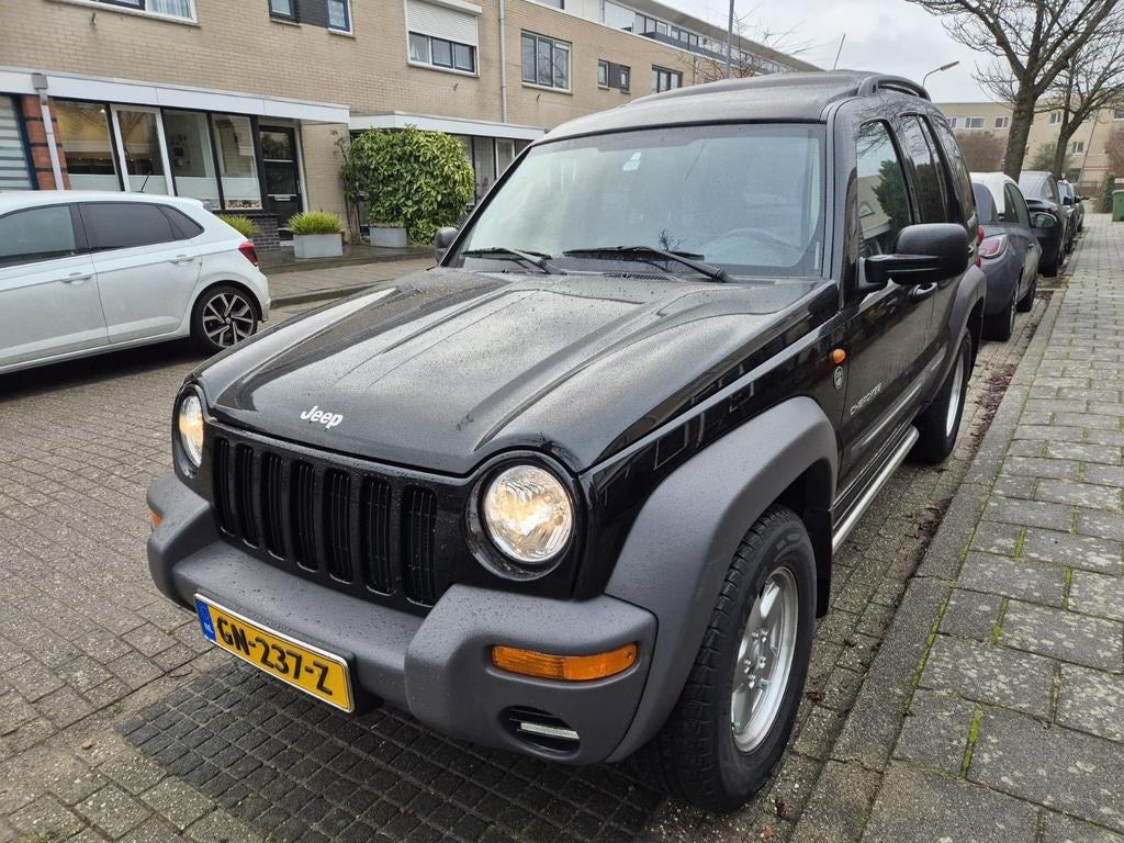 Jeep Cherokee 3.7 V6 | 68.000KM!|Trail Rated Edition! |4x4!, Automaat, Zwart, 3360 kg, Zwart