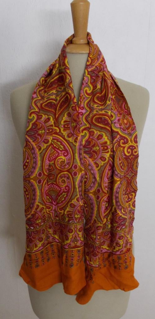 Mooie 100 katoenen paisley print sjaal, Kleding | Dames, Mutsen, Sjaals en Handschoenen, Verzenden, Zo goed als nieuw, Maat 38/40 (M)