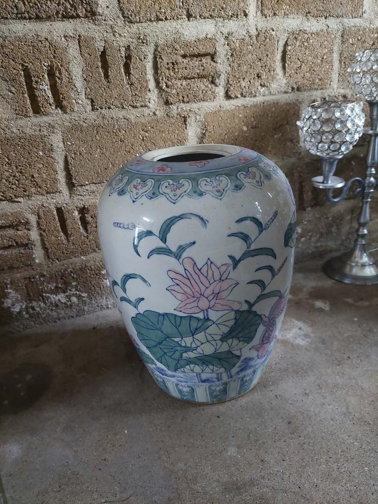 Oude vaas met bloemen en vogels, Antiek en Kunst, Ophalen of Verzenden