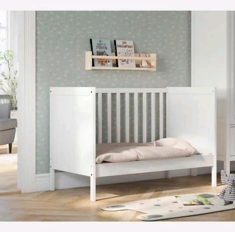 IKEA Sundvik Ledikant met matras, Kinderen en Baby's, Babywiegjes en Ledikanten, Ophalen, Gebruikt, Ledikant