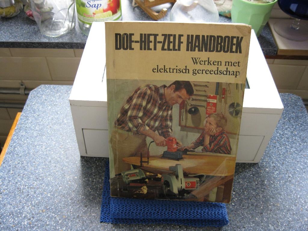 doe het zelf handboek, Ophalen of Verzenden, Gebruikt, Overige thema's, Overige typen