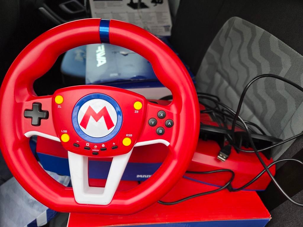 Mario Kart stuur met pedalen voor Nintendo Switch, Spelcomputers en Games, Spelcomputers | Nintendo Consoles | Accessoires, Ophalen of Verzenden