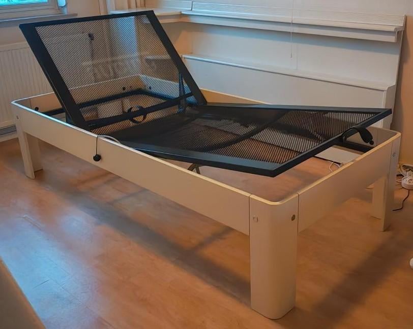 Auping Auronde één-persoonsbed + matras, Ophalen, Verstelbaar, 90 cm, Eenpersoons