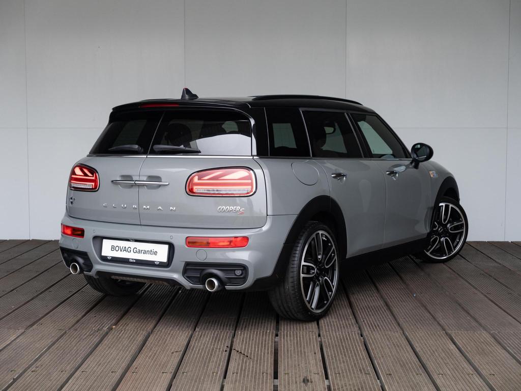 MINI Clubman Cooper S Aut. JCW Trim + Serious Business + Ele, Auto's, Mini, Stof, Gebruikt, Origineel Nederlands, Zilver of Grijs