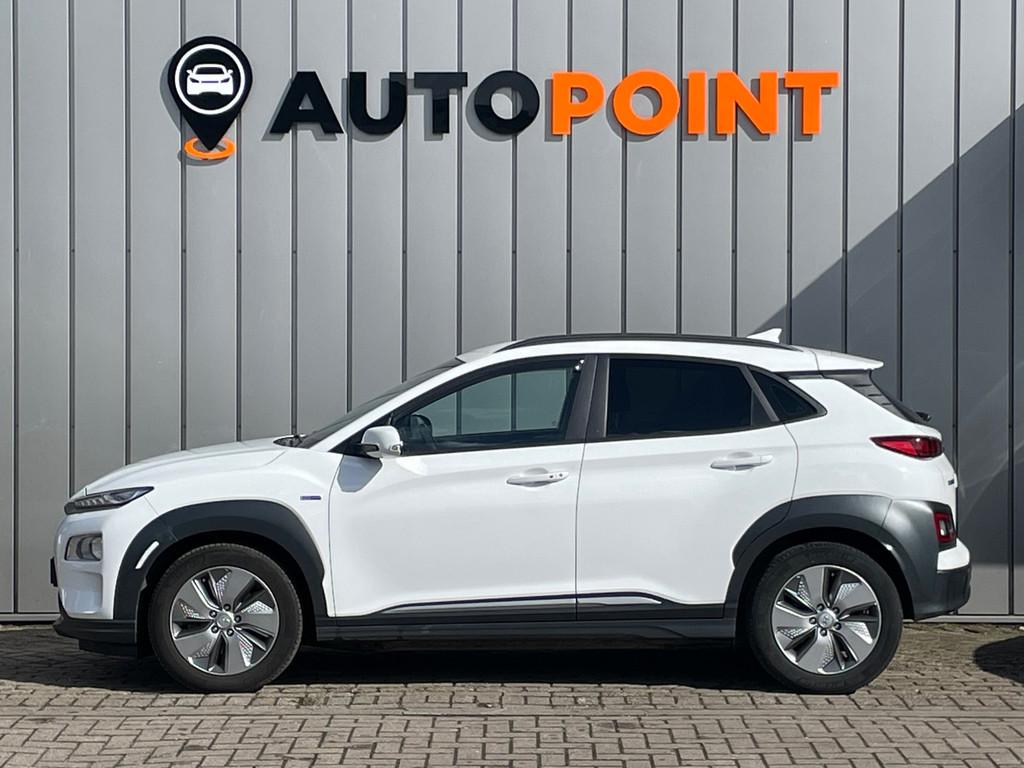 Hyundai Kona EV Comfort 64 kWh FASE 3 SOH 100%, Stof, Gebruikt, Zwart, Wit