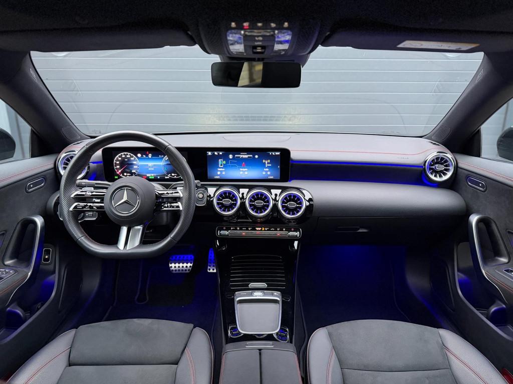 Mercedes-Benz CLA-klasse 250 e Star Edition AMG Line | Pano, CLA, Gebruikt, 4 cilinders, Met garantie (alle)