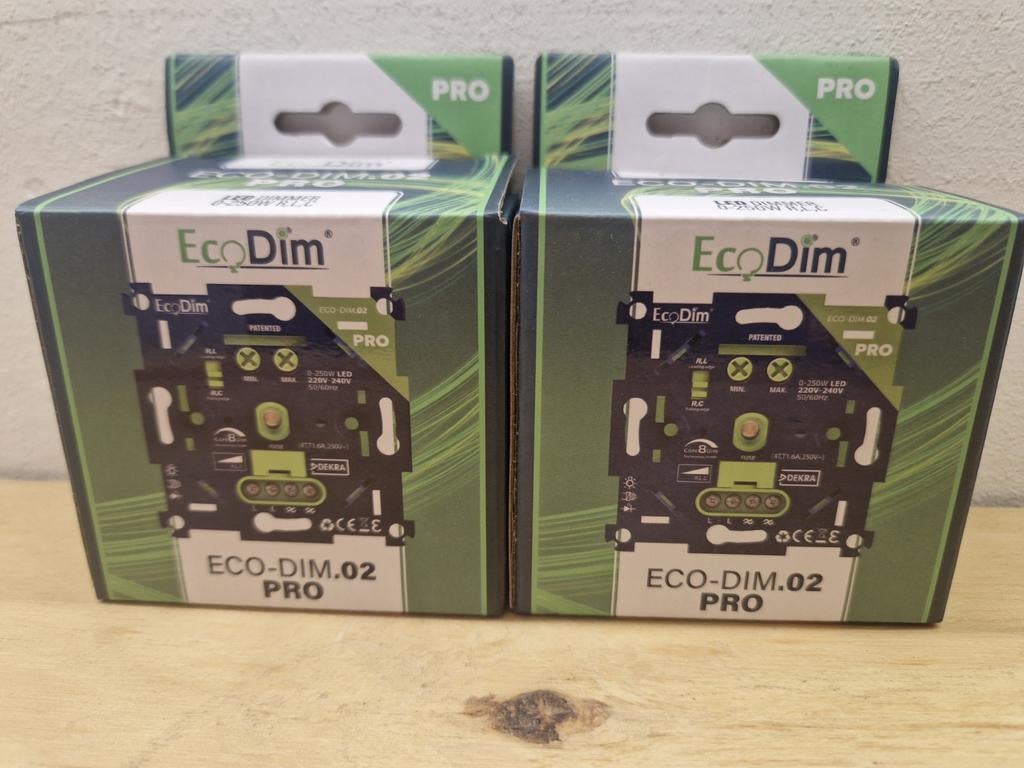 Eco dim dimmer dimmen dimmers niko gira jung busch berker, Ophalen, Nieuw