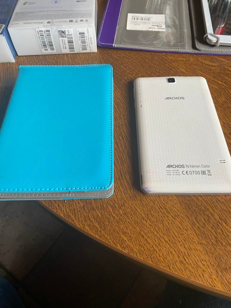 Archos 70 Xenon Color tablet met hoes, Ophalen, Gebruikt, 7 inch of minder, Wi-Fi en Mobiel internet