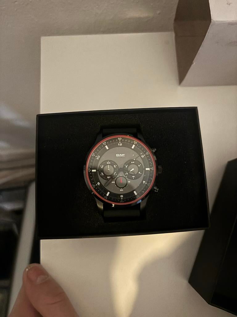 DAF Horloge M004631 - Nieuw en ongedragen sporthorloge, Sieraden, Tassen en Uiterlijk, Overige merken, Overige materialen, Polshorloge