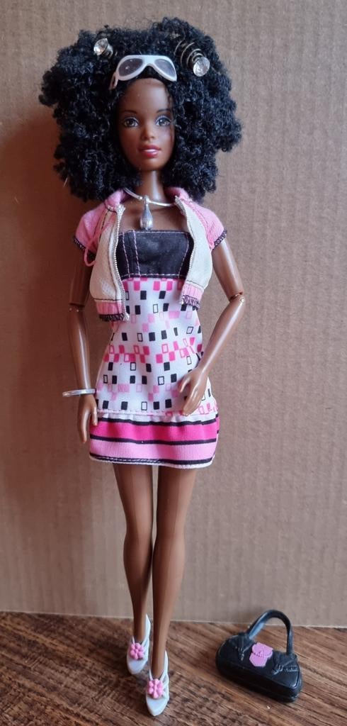 Generation girl Nichelle barbie en Fashion Fever kleding, Verzamelen, Ophalen of Verzenden, Kleertjes